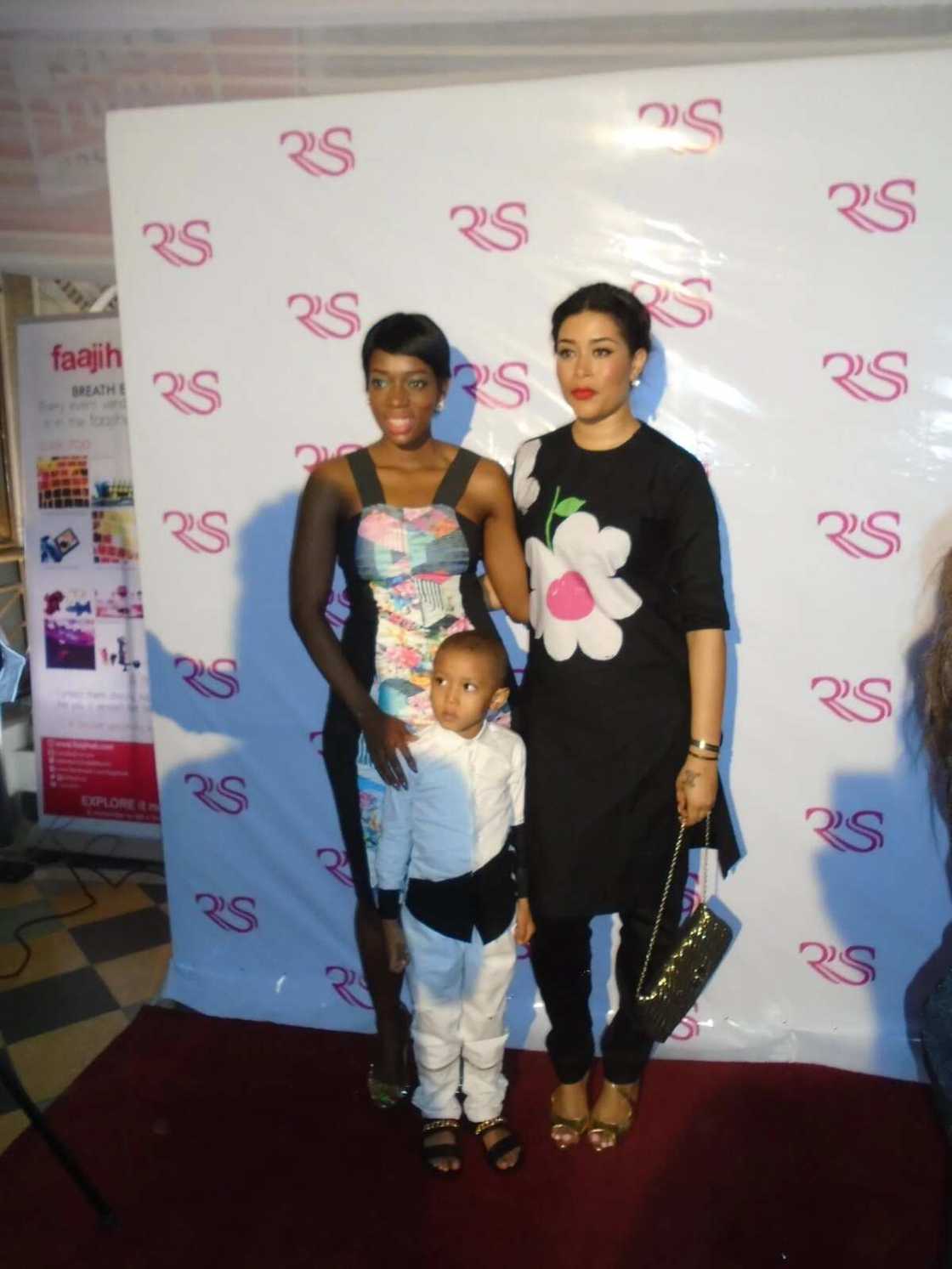 Rukky Sanda Exposes Bosom As She Premiere's Movie "Dark" Rukky Sanda Exposes Bosom As She Premiere's Movie "Dark"
