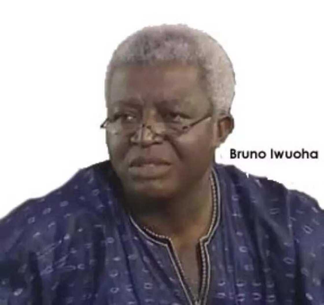 Popular Actor Goes Blind Popular Actor Goes Blind