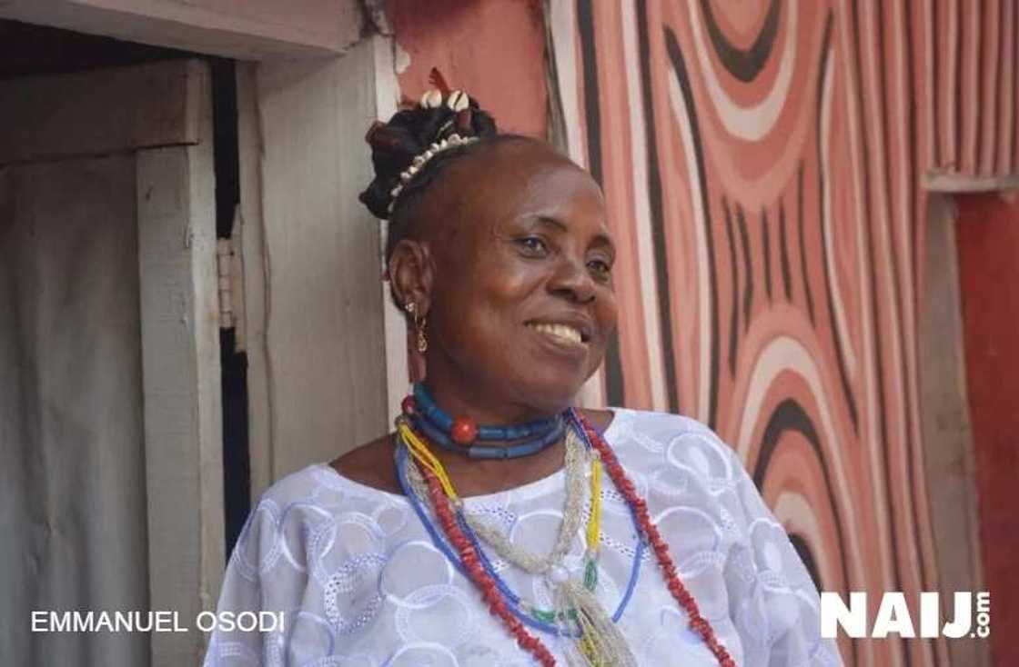 Arugba appears as Osun Osogbo Festival hots up Arugba appears as Osun Osogbo Festival hots up