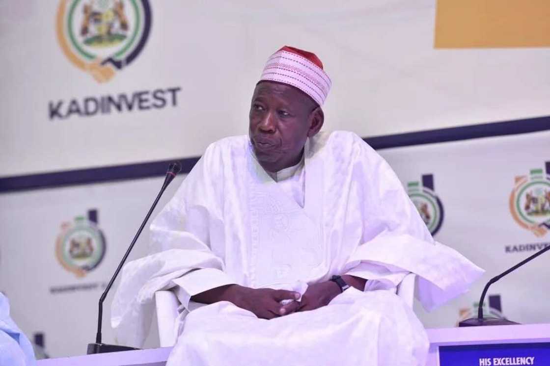 Ribar Ramadan: Gwamna Ganduje ya jagoranci musuluntar da mutane 90 a Kano Ribar Ramadan: Gwamna Ganduje ya jagoranci musuluntar da mutane 90 a Kano