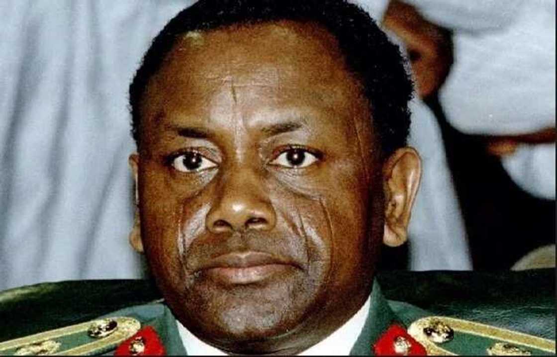 The activism of Ken Saro Wiwa and how the military government murdered him by hanging in 1995 The activism of Ken Saro Wiwa and how the military government murdered him by hanging in 1995