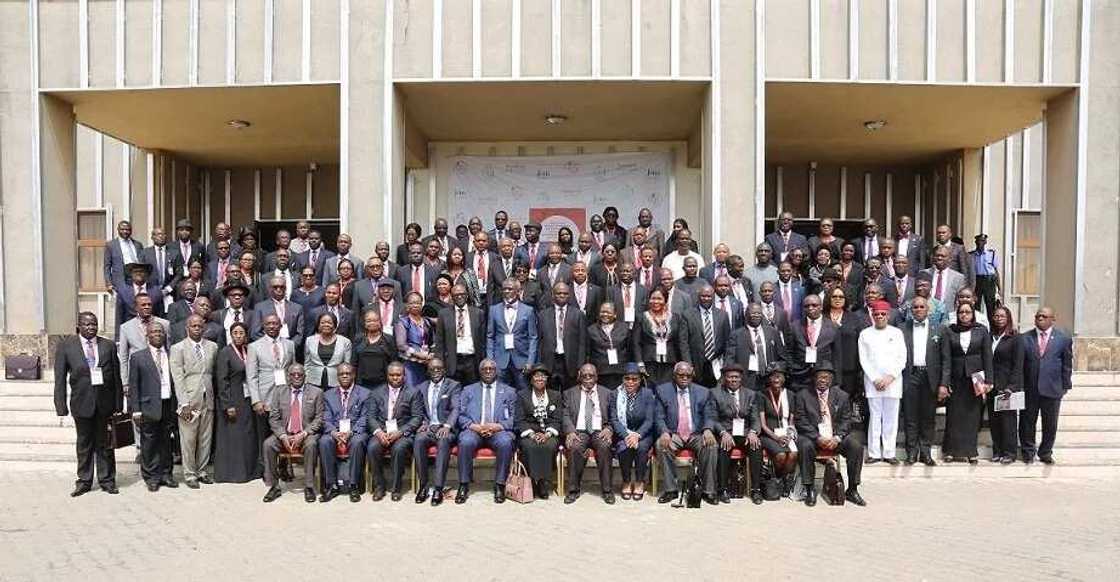 Media against Federal Inland Revenue Service Media against Federal Inland Revenue Service