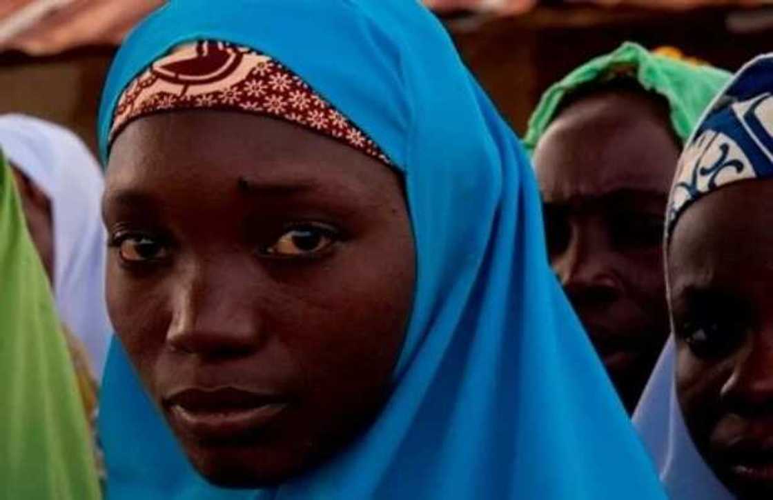 Miji na ya sakeni saboda bani da kashin arziki inji wata zawara Miji na ya sakeni saboda bani da kashin arziki inji wata zawara