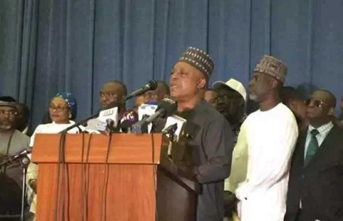 Yanzu Yanzu: Gamayyar jam’iyyun siyasa 39 sun bayyana sakatariya da sunayen kwamitinsu Yanzu Yanzu: Gamayyar jam’iyyun siyasa 39 sun bayyana sakatariya da sunayen kwamitinsu