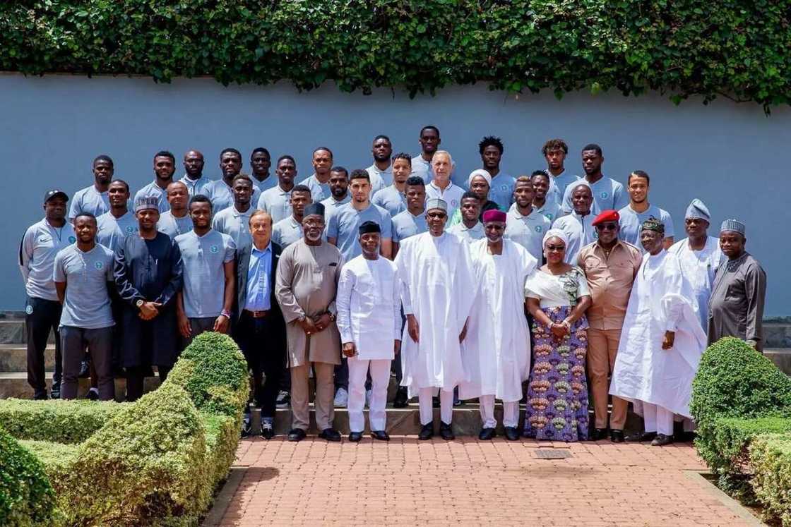 Ku dauko mana kofin Duniya – Shugaba Buhari ga yan kwallon Super Eagles Ku dauko mana kofin Duniya – Shugaba Buhari ga yan kwallon Super Eagles