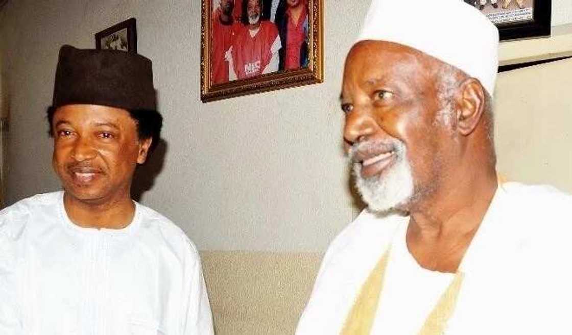 Na fadama Shehu Sani kada ya sauya sheka zuwa PDP – Balarabe Musa Na fadama Shehu Sani kada ya sauya sheka zuwa PDP – Balarabe Musa