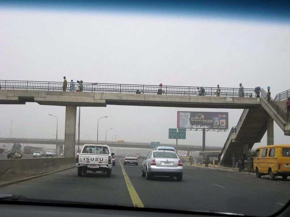 10 Reasons Why People Avoid Lagos Pedestrian Bridges