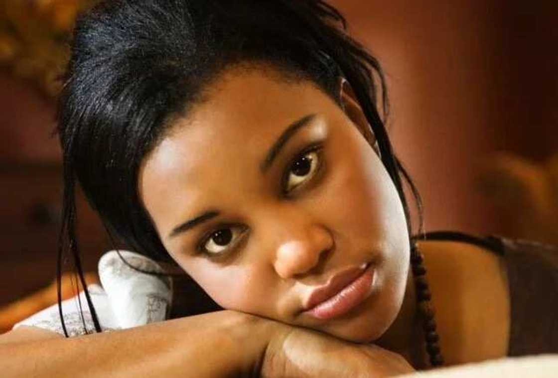 Signs you will see if you are in love with the wrong person Signs you will see if you are in love with the wrong person