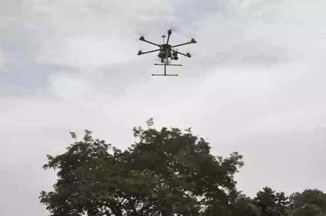 Rundunar sojin saman Najeriya ta kera sabbin na'urorin yaki masu ban mamakin gaske (Hotuna) Rundunar sojin saman Najeriya ta kera sabbin na'urorin yaki masu ban mamakin gaske (Hotuna)