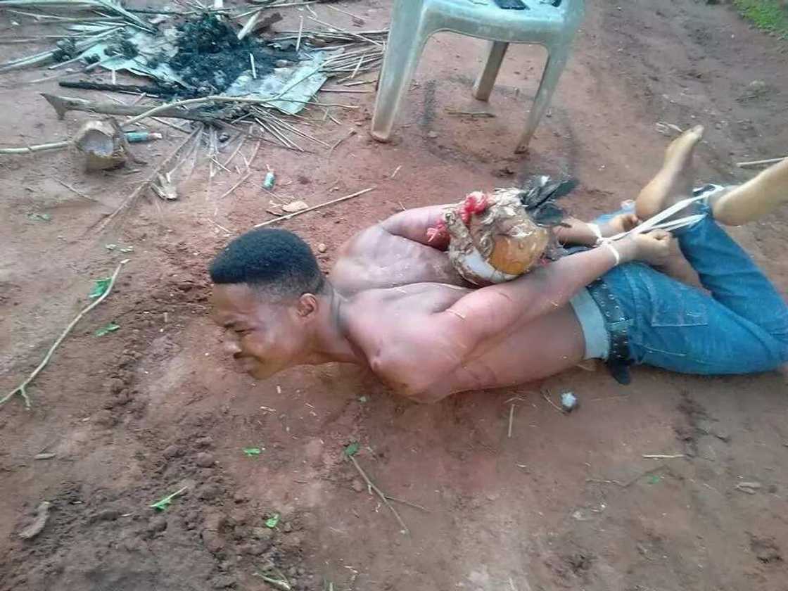 How fake pastor caught trying to bury charm in neighbor's compound How fake pastor caught trying to bury charm in neighbor's compound