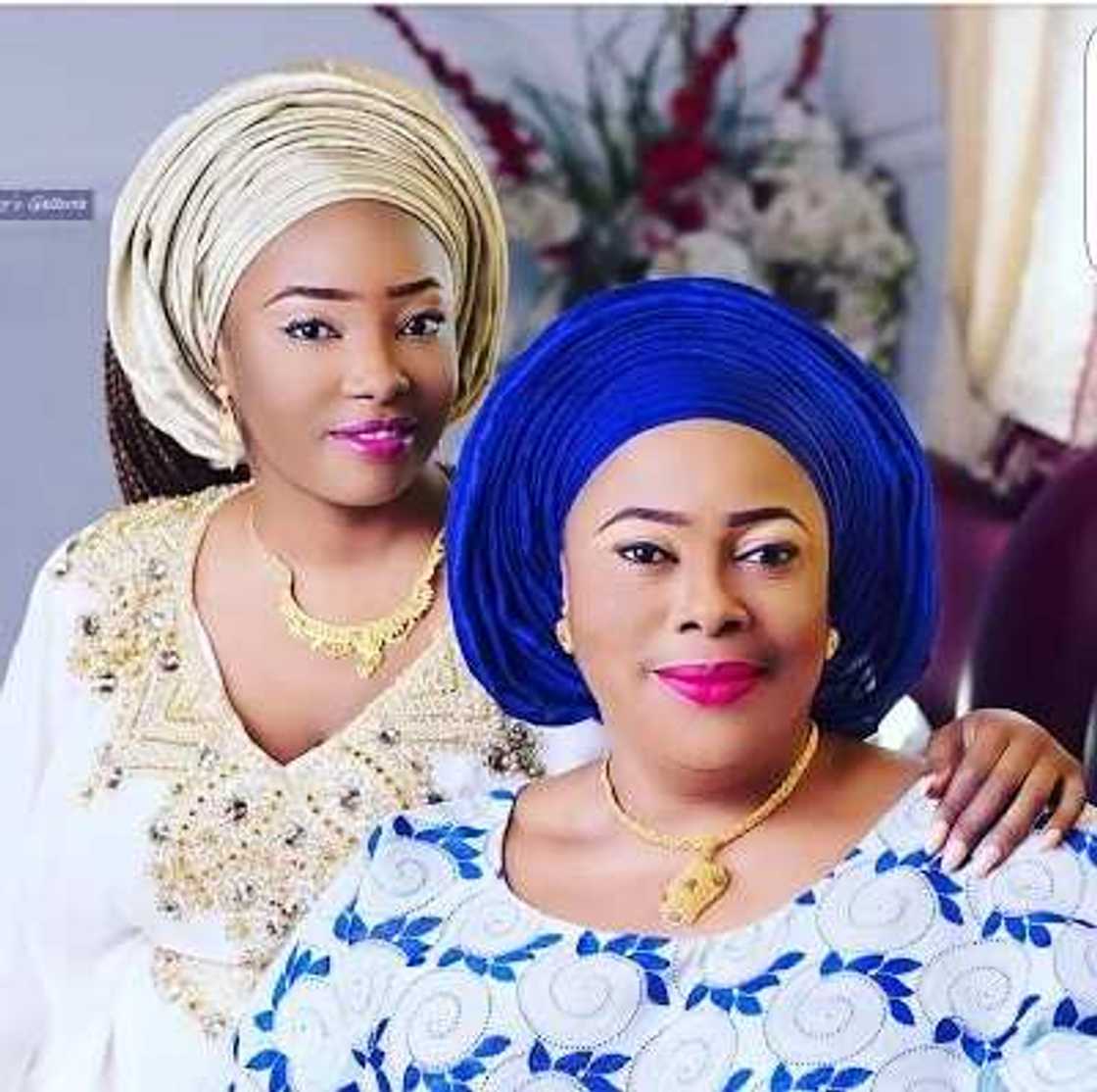 Kyawawan sabon hotunan yar mataimakin gwamnan Fulato Kyawawan sabon hotunan yar mataimakin gwamnan Fulato