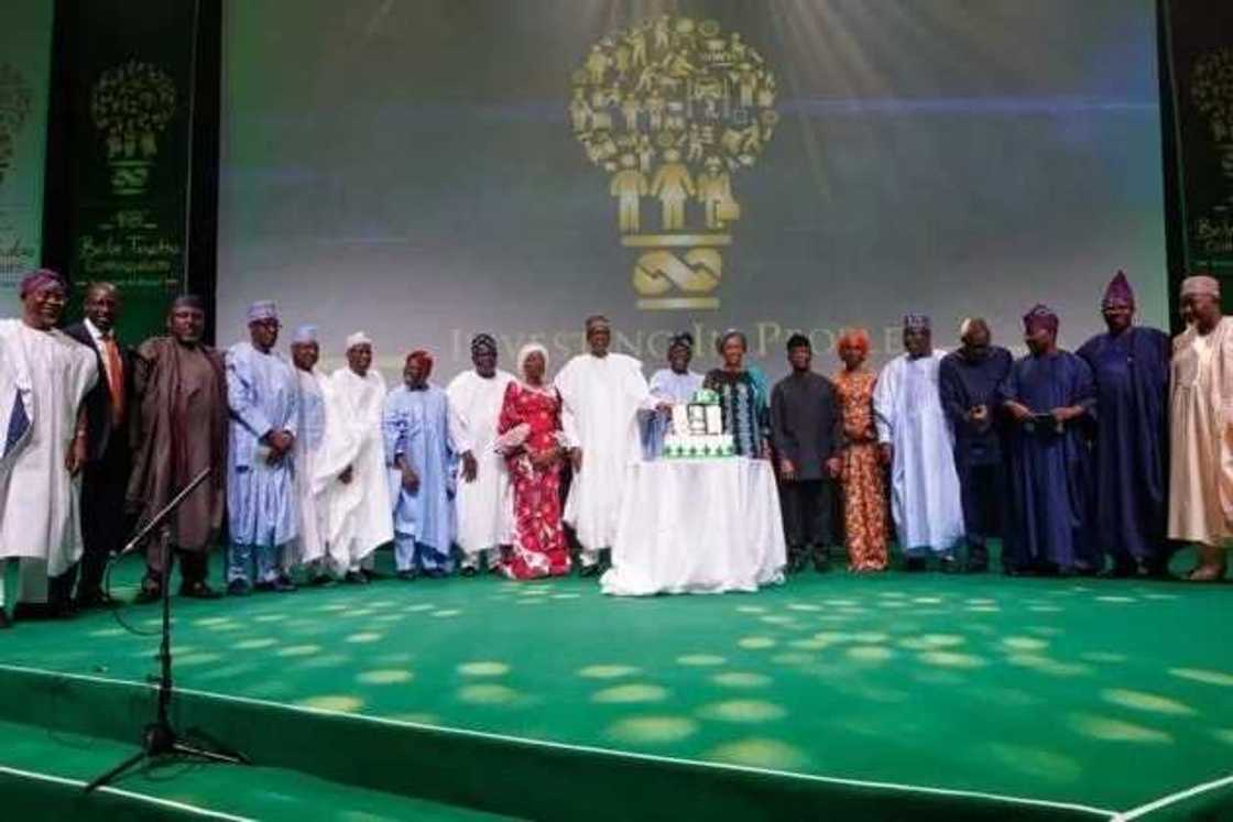 Jawabin Shugaba Buhari jiya a Legas wajen taron bikin Bola Tinubu Jawabin Shugaba Buhari jiya a Legas wajen taron bikin Bola Tinubu