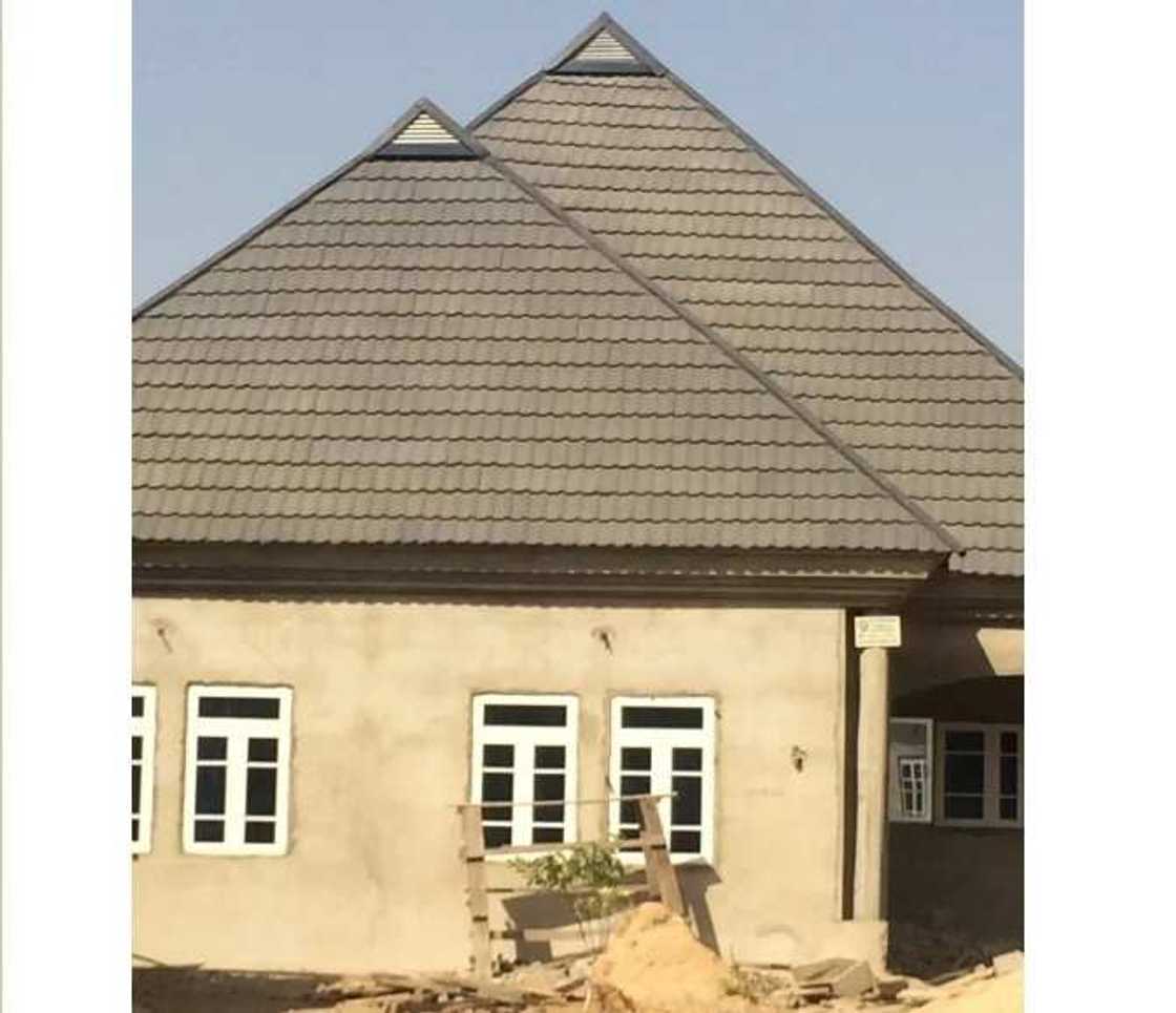 house house