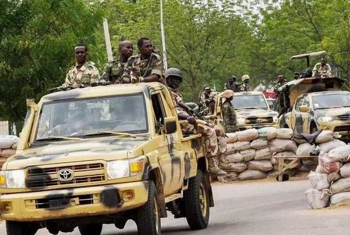 Boko Haram ambush Army commanding officer’s convoy, kills six Boko Haram ambush Army commanding officer’s convoy, kills six