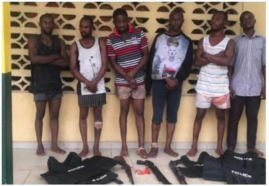 Rivers Police arrest fake SARS robbery, kidnapping gang Rivers Police arrest fake SARS robbery, kidnapping gang