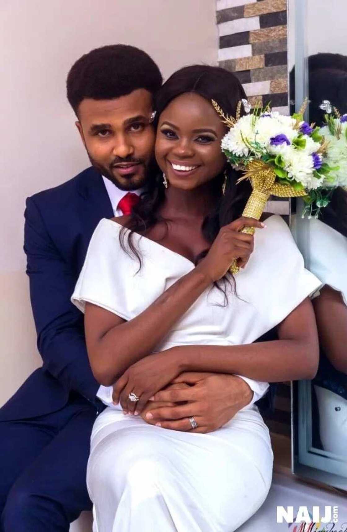 Fast rising Nigerian music artist Naomi Mac weds sweetheart secretly in Lagos (photos)