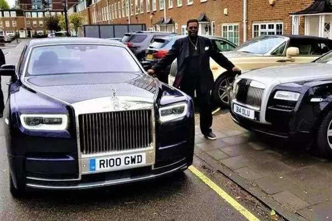 Meet Nigerian man Aare Boluwatife Akin-Olugbade who owns 10 Rolls-Royce cars Meet Nigerian man Aare Boluwatife Akin-Olugbade who owns 10 Rolls-Royce cars
