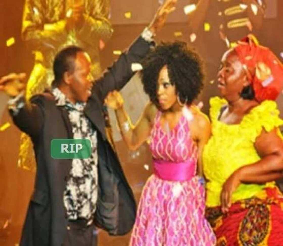 5 Nigerian celebrities who lost their fathers after they made it 5 Nigerian celebrities who lost their fathers after they made it