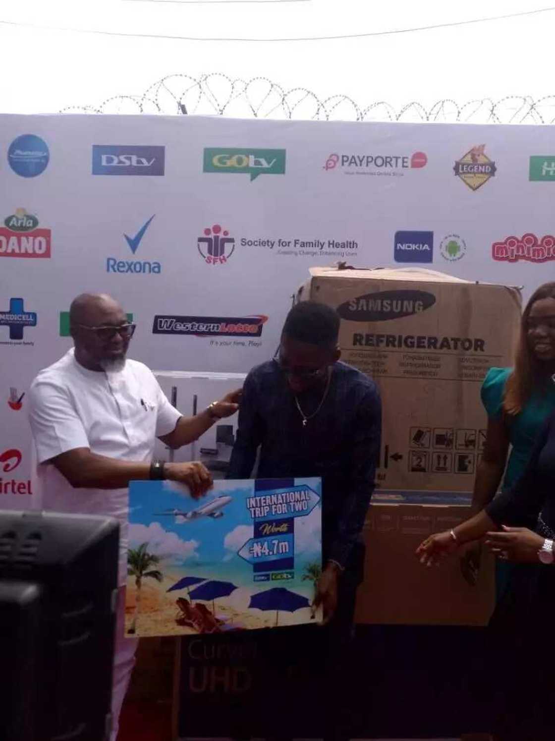 LIVE UPDATES: Miracle receives his N45m worth of prizes on BBNaija LIVE UPDATES: Miracle receives his N45m worth of prizes on BBNaija