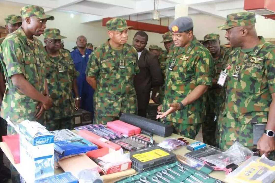 Sojojin saman Najeriya sun yi abin yabawa Sojojin saman Najeriya sun yi abin yabawa