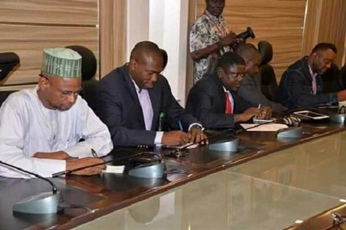 Kanu ya bayyana dalilin ziyarar sa ga Sheikh Pantami, kalli hotunan ganawar su Kanu ya bayyana dalilin ziyarar sa ga Sheikh Pantami, kalli hotunan ganawar su