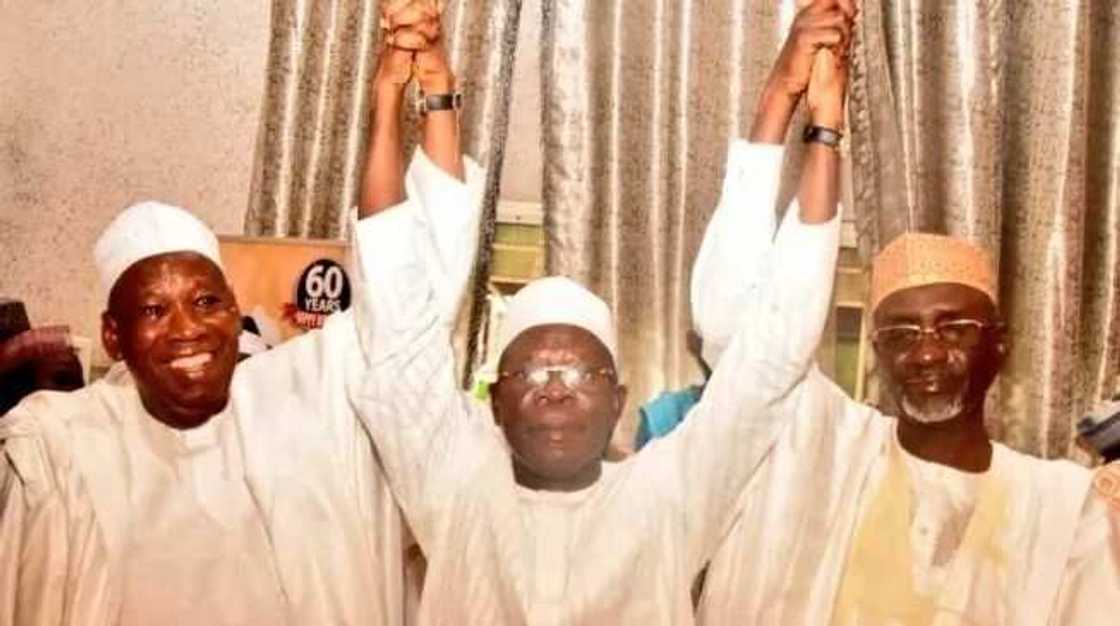 Sanata Kabiru Gaya ya sha ihu a gaban manyan APC (Bidiyo) Sanata Kabiru Gaya ya sha ihu a gaban manyan APC (Bidiyo)