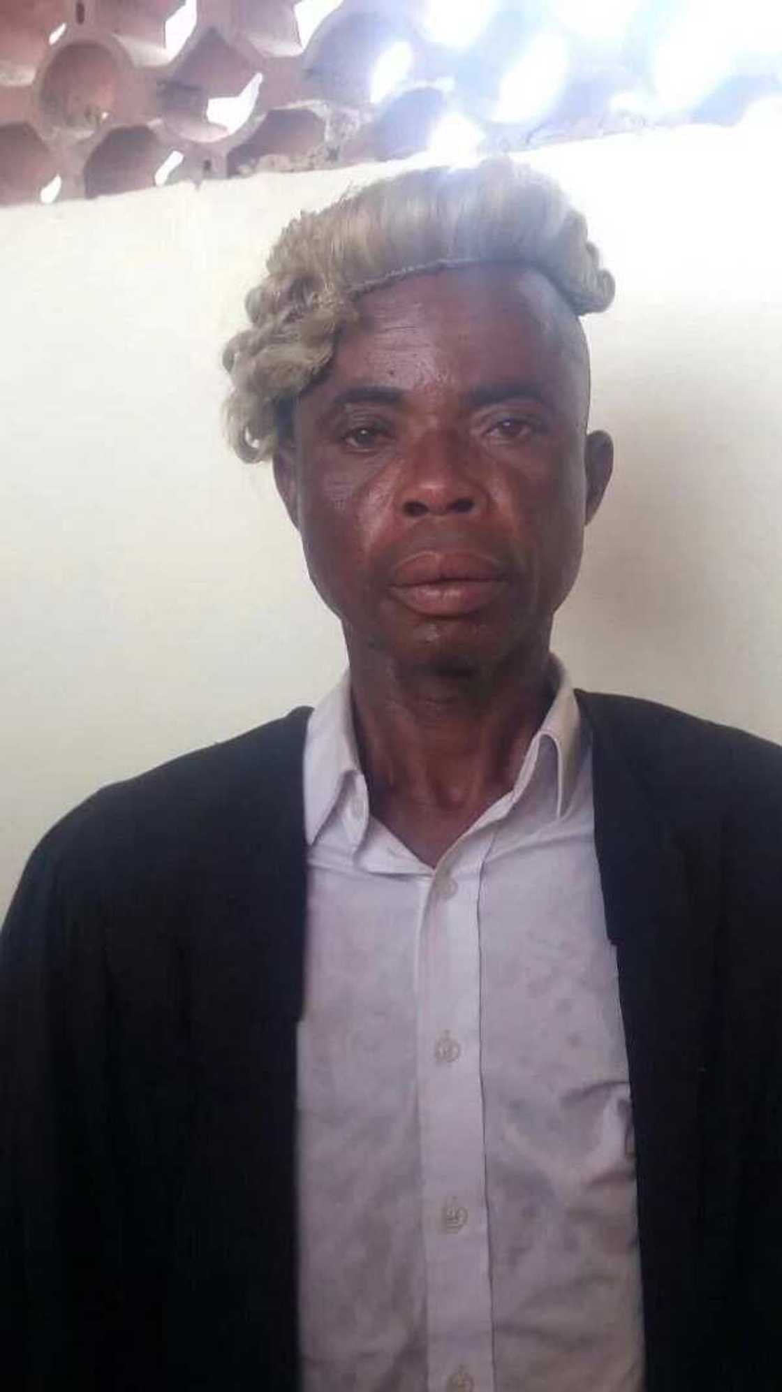 Fake lawyer who has been practicing for 15 years arrested by police (photo) Fake lawyer who has been practicing for 15 years arrested by police (photo)