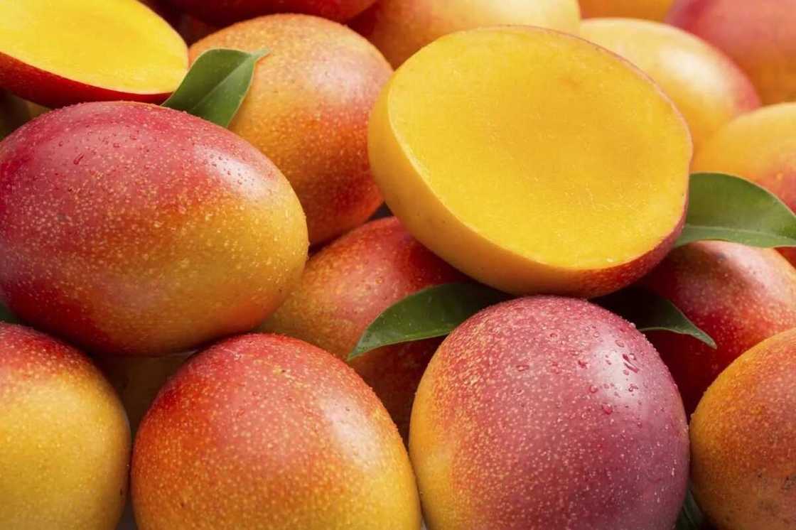 a lot of mango a lot of mango