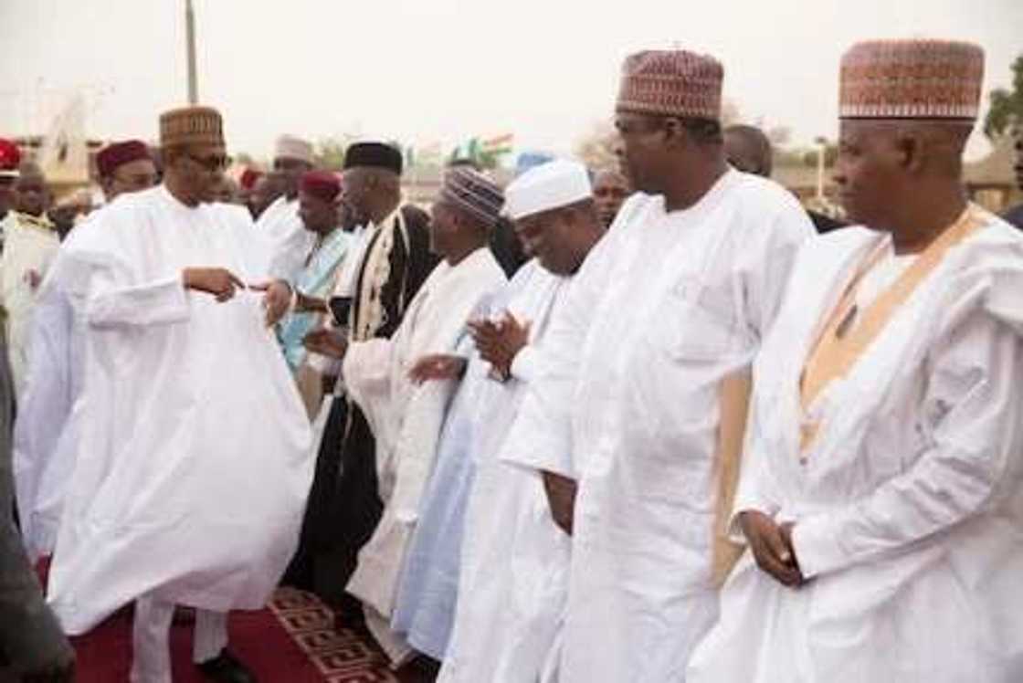 PHOTOS: President Buhari's Trip To Niger Republic PHOTOS: President Buhari's Trip To Niger Republic