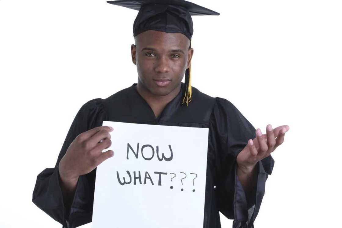 8 things you can do to land a job despite graduating with a 2.2 8 things you can do to land a job despite graduating with a 2.2