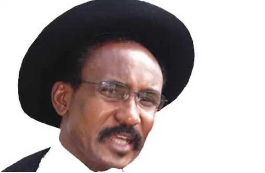 Lawal Daura kafa tasa gwamnatin yayi a gefen ta Janar Buhari - Col. Dangiwa Umar Lawal Daura kafa tasa gwamnatin yayi a gefen ta Janar Buhari - Col. Dangiwa Umar