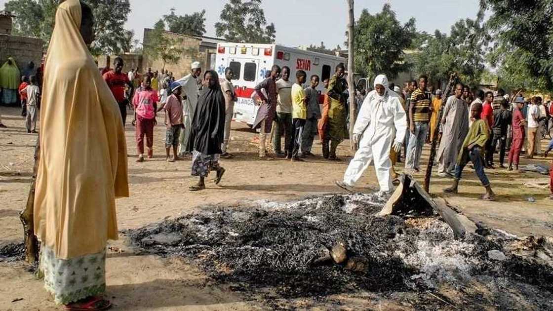 Dan kunar bakin wake ya kashe mutum 3, ya kuma raunana mutum 17 a Borno Dan kunar bakin wake ya kashe mutum 3, ya kuma raunana mutum 17 a Borno