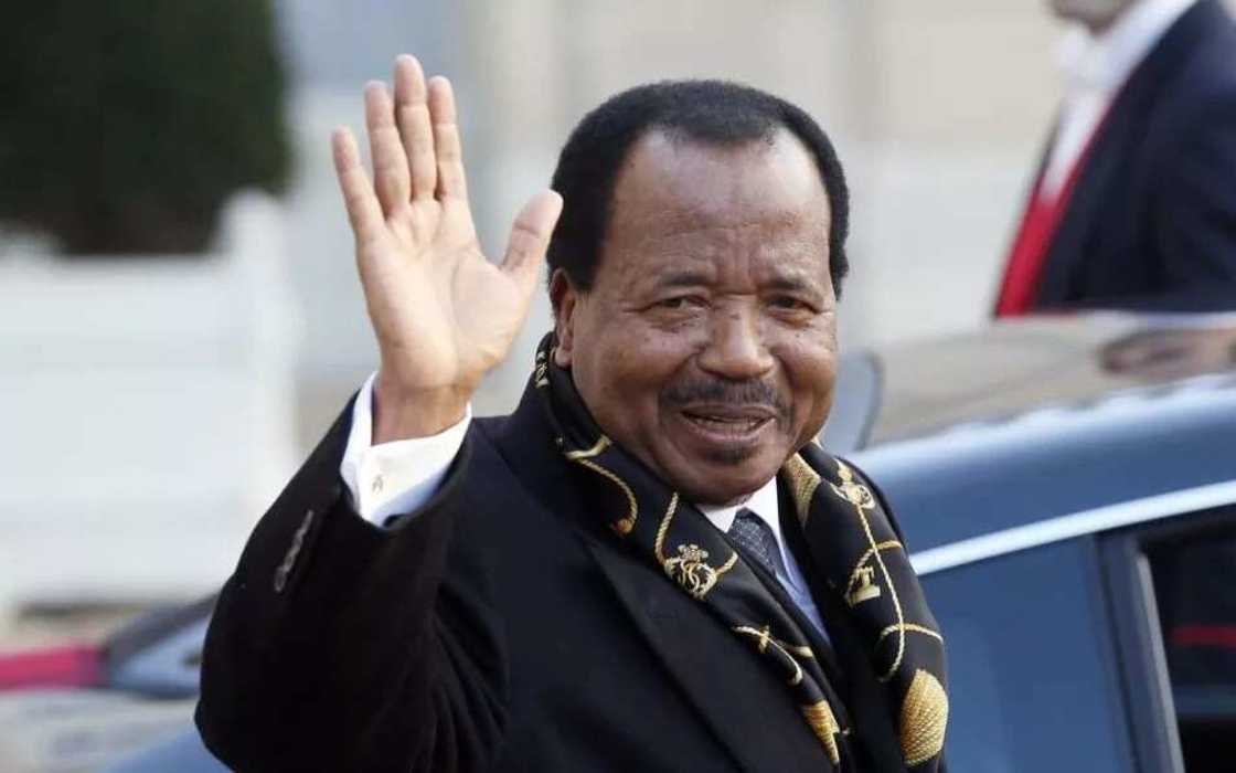 Shugaban kasar Kamaru mai shekaru 85 ya sake lashe zabe a karo na 7 Shugaban kasar Kamaru mai shekaru 85 ya sake lashe zabe a karo na 7
