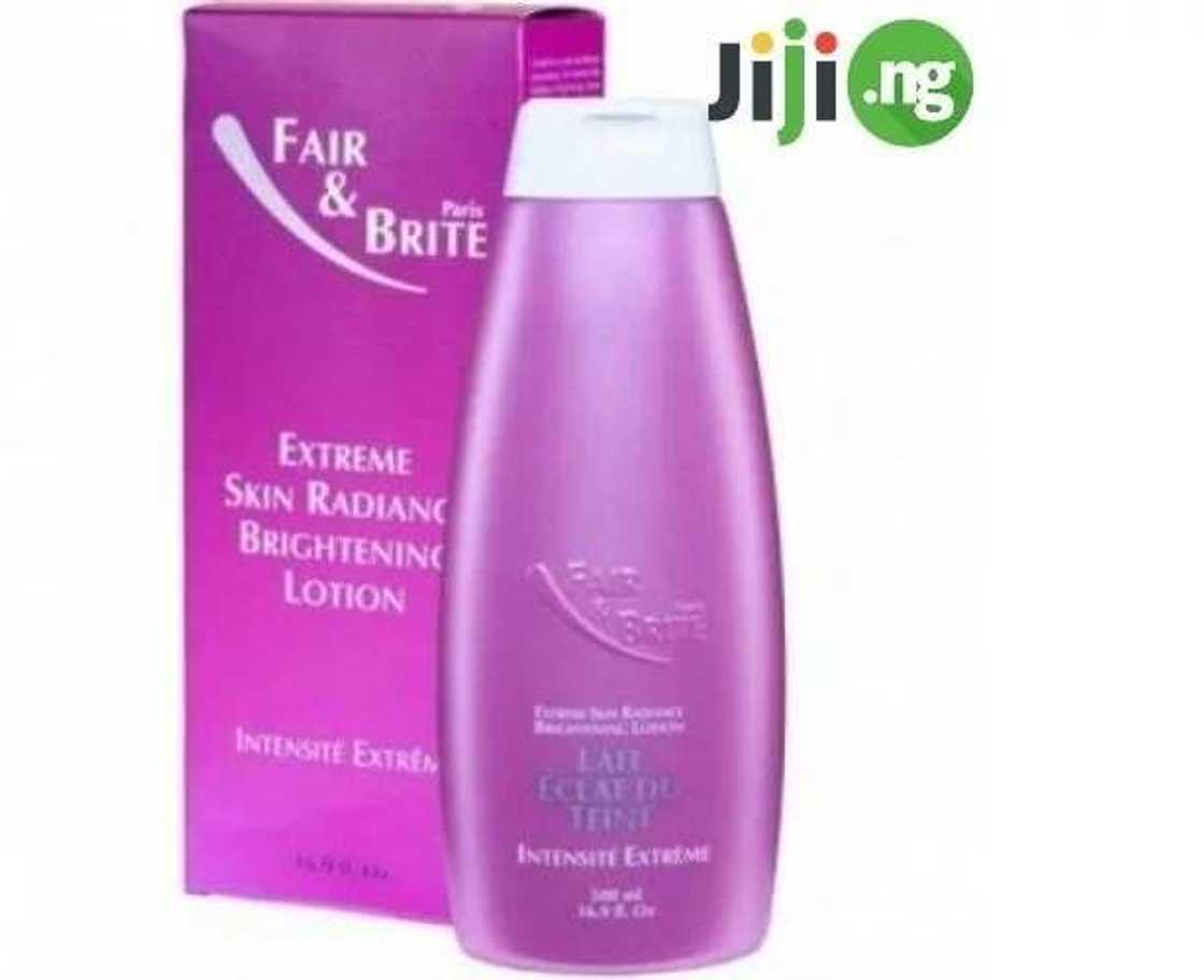 Top 10 best body creams for fair skin: The ultimate hydroquinone-free collection! Top 10 best body creams for fair skin: The ultimate hydroquinone-free collection!