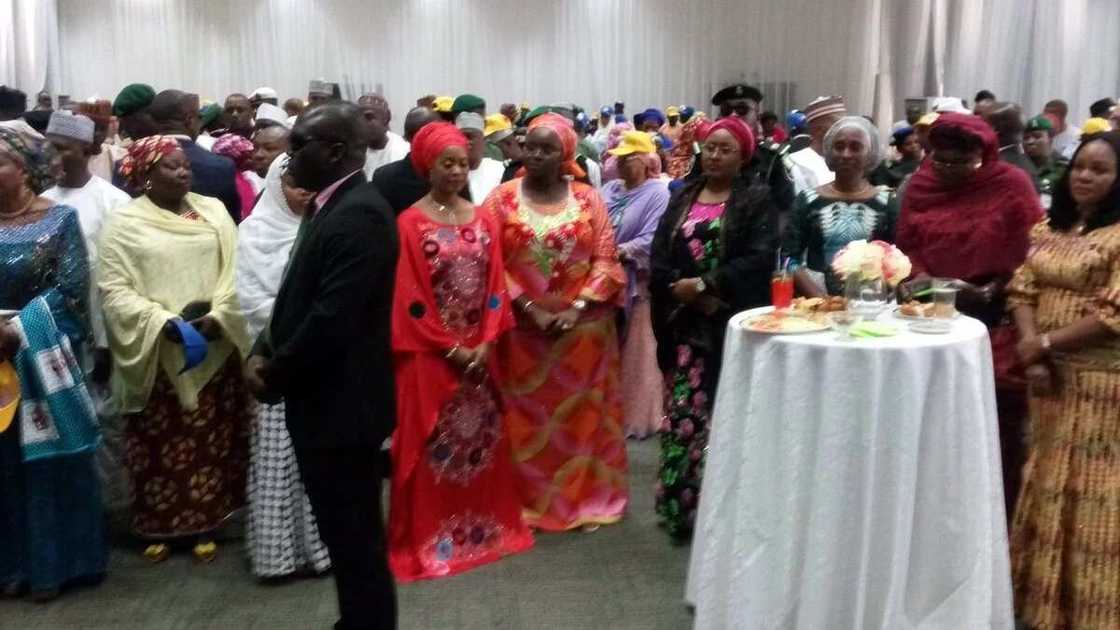 Ku zo mu hada hannu tare mu yaki ciwon yunwa- Aisha Buhari Ku zo mu hada hannu tare mu yaki ciwon yunwa- Aisha Buhari