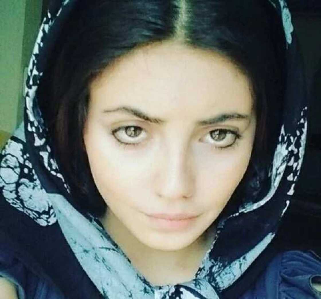 Katobara! Dubi hotunan 'yar-tsana mai-rai, garin son zama Angelina Jolie ta zama dolly Katobara! Dubi hotunan 'yar-tsana mai-rai, garin son zama Angelina Jolie ta zama dolly