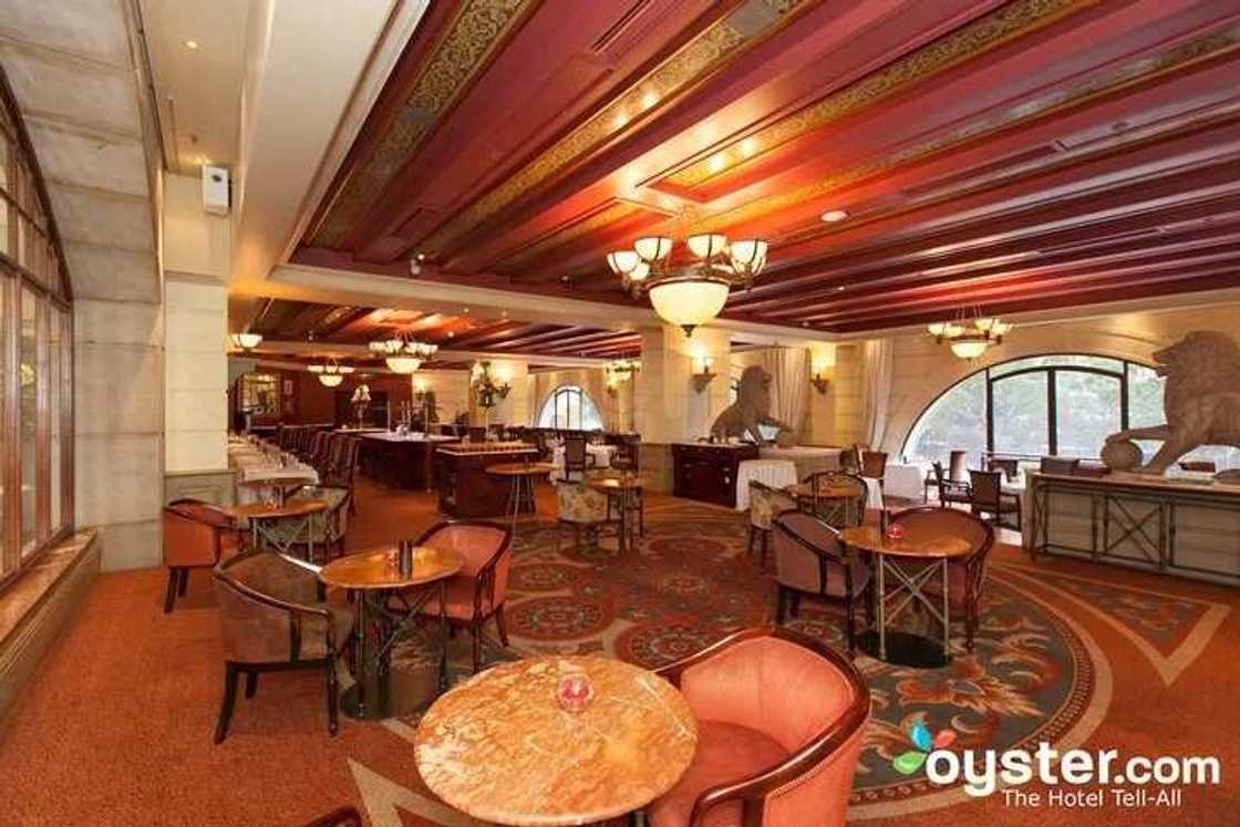 10 places where you will always find rich husbands in Lagos 10 places where you will always find rich husbands in Lagos