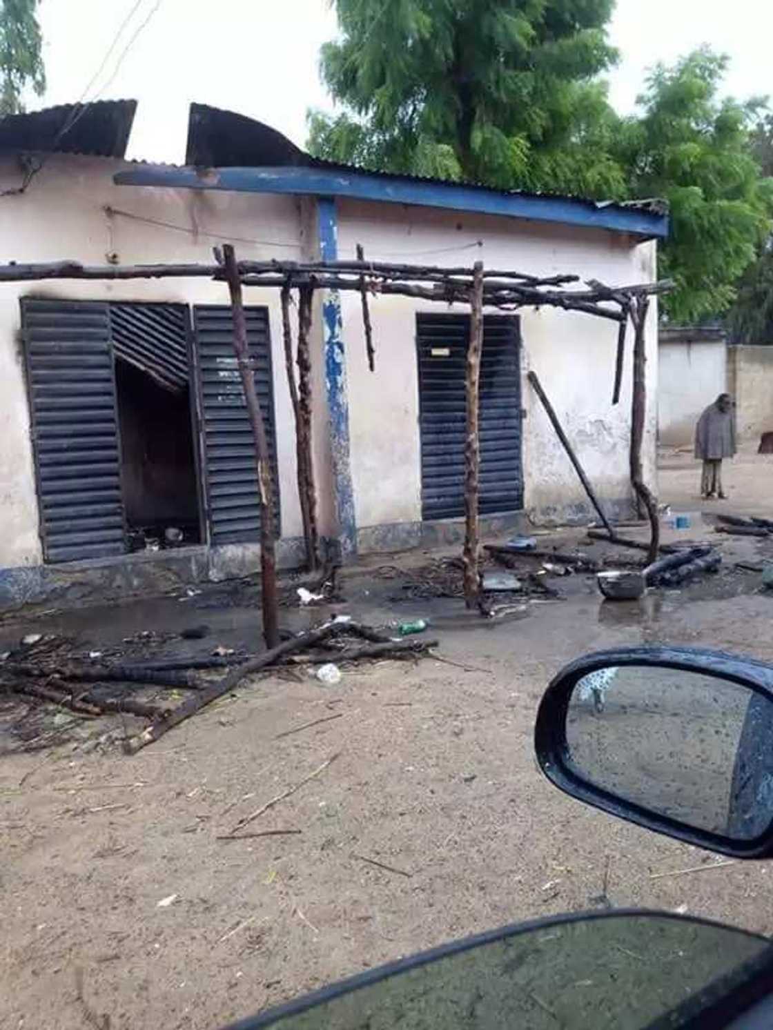 Boko Haram kills 4, injures many in fresh attack on Borno Boko Haram kills 4, injures many in fresh attack on Borno