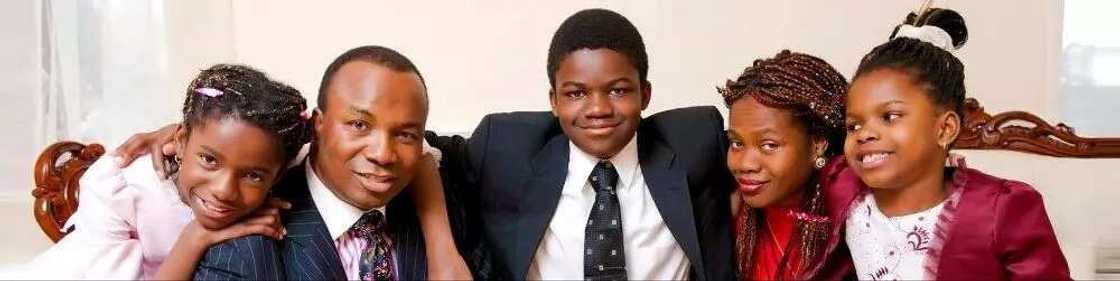 Nigerian Pastor Defrauded His Parishioners Of $100 Mln! Nigerian Pastor Defrauded His Parishioners Of $100 Mln!