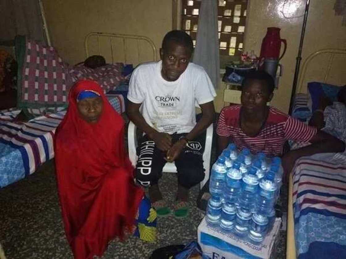 Wani fitaccen dan fim din Hausa na neman taimakon ‘yan Najeriya da gaggawa (Hotuna) Wani fitaccen dan fim din Hausa na neman taimakon ‘yan Najeriya da gaggawa (Hotuna)