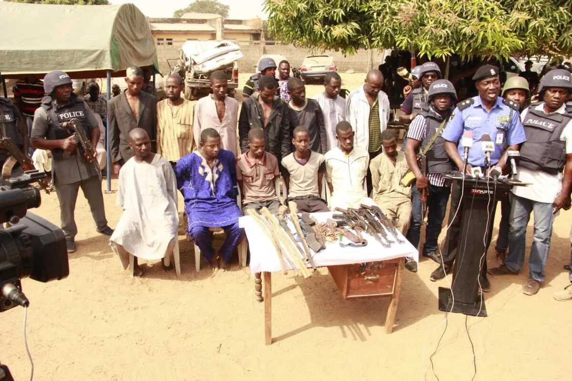 Nigeria Police parades criminal gangs terrorizing Abuja-Suleja-Bida-Minna highways Nigeria Police parades criminal gangs terrorizing Abuja-Suleja-Bida-Minna highways