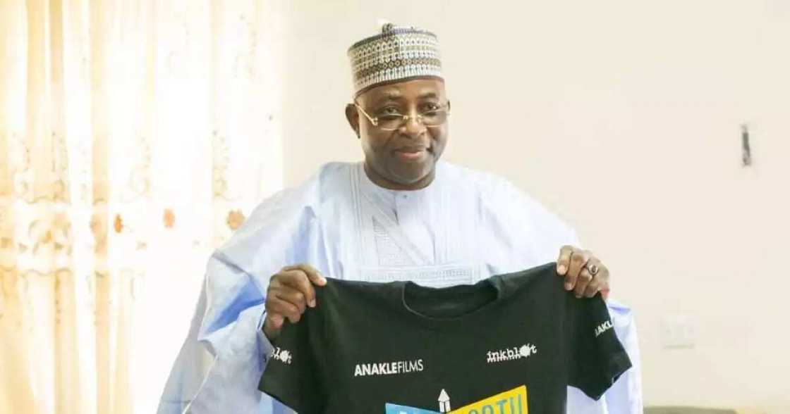 Gwamna Abubakar zai fito a shirin fim da Rahama Sadau ta fito a matsayin jaruma Gwamna Abubakar zai fito a shirin fim da Rahama Sadau ta fito a matsayin jaruma