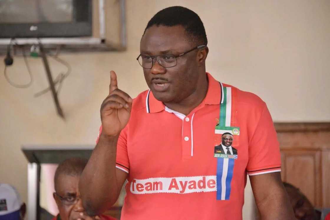 Gwamna Ayade ya shirya nada sababbin mataimaka 6,000, da samar da ayyuka 50,000 Gwamna Ayade ya shirya nada sababbin mataimaka 6,000, da samar da ayyuka 50,000