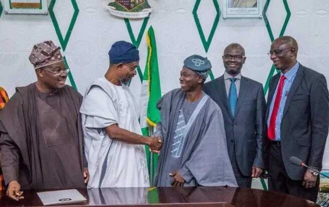 Aregbesola, Ajimobi inuagurate governing council for LAUTECH months after institution remained shut Aregbesola, Ajimobi inuagurate governing council for LAUTECH months after institution remained shut