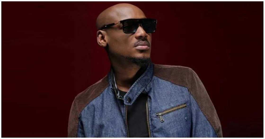 2Baba steps out in Benin City with security 2Baba steps out in Benin City with security