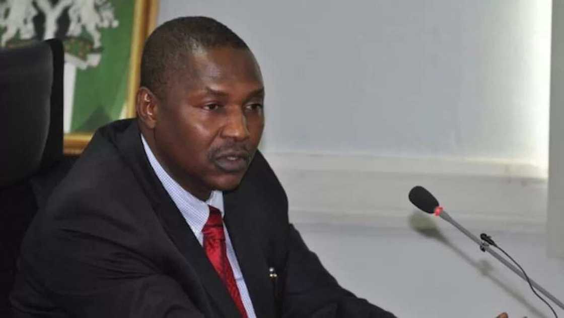 Antoni Janar: Dalilinmu na rabawa talakawa $322.5m da Abacha ya boye tun a zamaninsa Antoni Janar: Dalilinmu na rabawa talakawa $322.5m da Abacha ya boye tun a zamaninsa