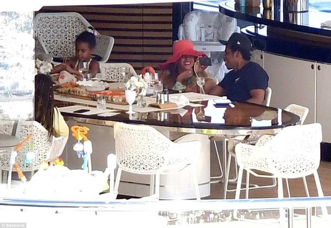 Beyoncé and Jay-Z Beyoncé and Jay-Z