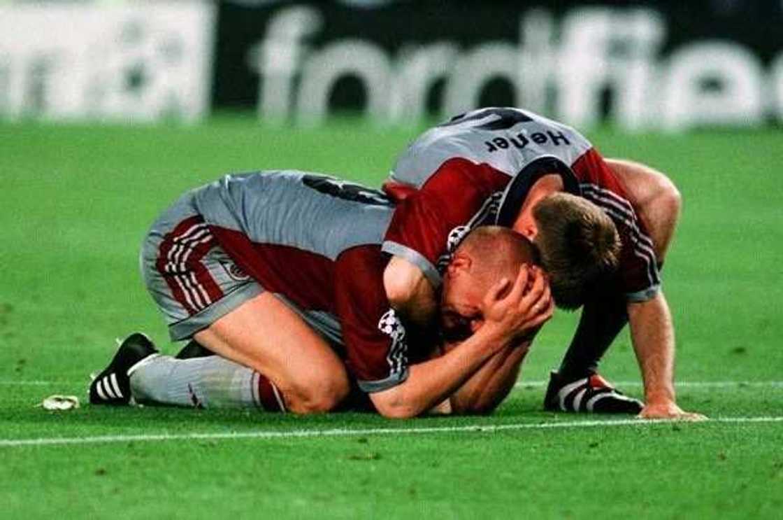 Top 10 Famous Crying Footballers Top 10 Famous Crying Footballers