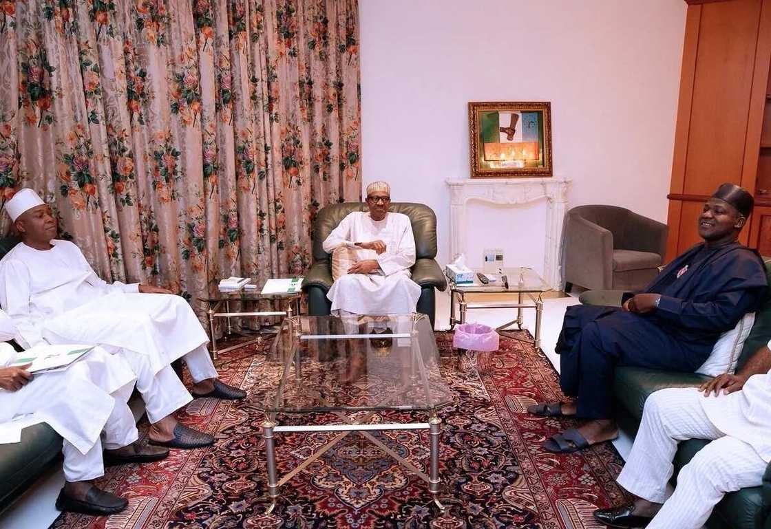 President Buhari meets Saraki, Dogara over Benue killings, others President Buhari meets Saraki, Dogara over Benue killings, others