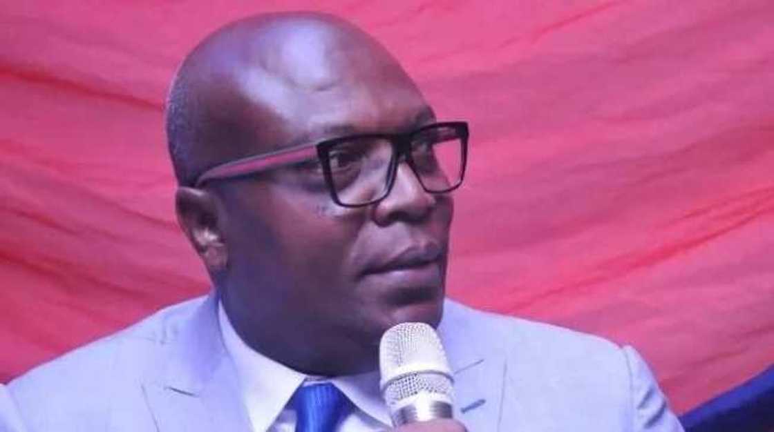 Zaben 2019: Wani malamin addini ya yi hasashen wanda zai lashe zaben shugaban kasa Zaben 2019: Wani malamin addini ya yi hasashen wanda zai lashe zaben shugaban kasa